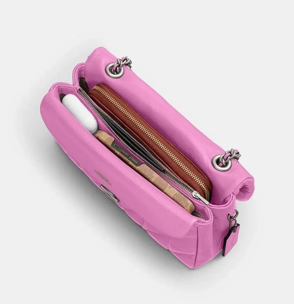 Сумка Coach Tabby Shoulder Bag 26 With Pillow Quilting Lh/Fuchsia 196395770762 фото