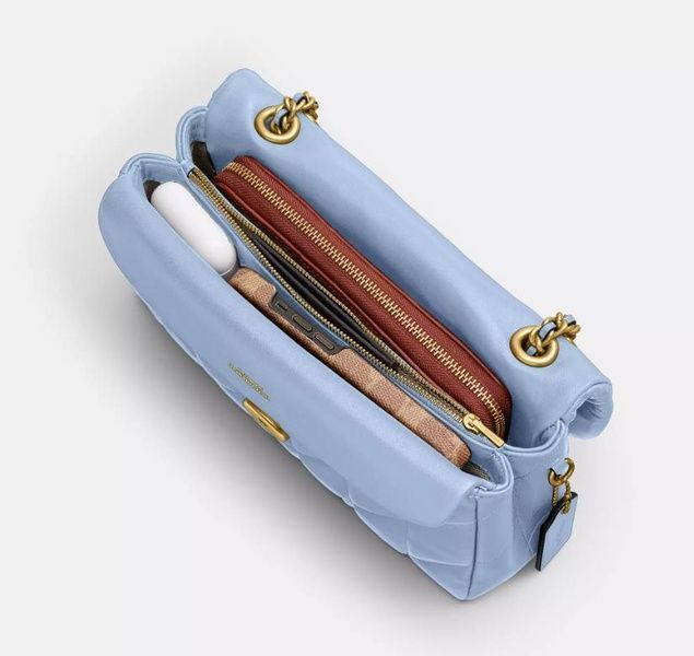 Сумка Coach Tabby Shoulder Bag 26 With Pillow Quilting Brass/Bluebell 195031264139 фото