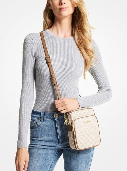 Женска сумка Michael Kors Jet Set Travel Medium logo crossbody bag VANILLA ACORN 194900655788 фото