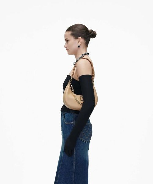 Сумка Marc Jacobs The Curve Leather Shoulder Bag коричнева 1028 фото