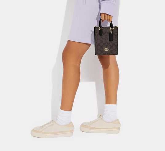 Купить Сумка Coach Mini Tote In Signature Canvas 195031937231 в