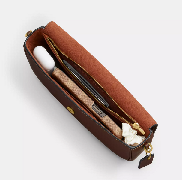 Женская кожаная сумка Coach Brook Flap Chain Bag Brass/Maple b130808 фото