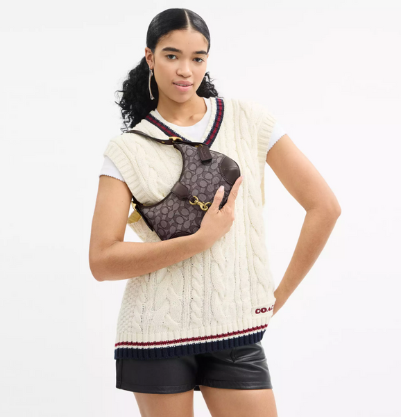 Жіноча сумка-хобо Coach Hamptons Hobo Bag Brass/Oak Maple CBF16-B4/OAK MAPLE фото