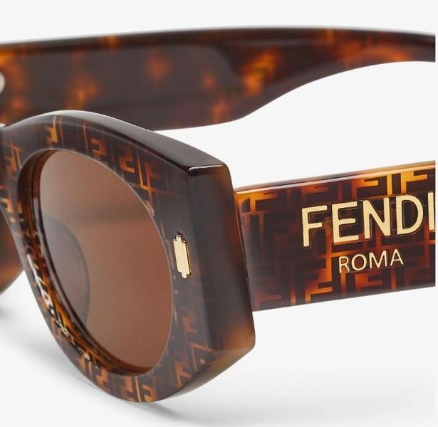 Солнцезащитные очки Fendi Roma Havana acetate sunglasses Brown 1169 фото
