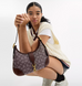 Жіноча сумка-хобо Coach Hamptons Hobo Bag Brass/Oak Maple CBF16-B4/OAK MAPLE фото 5