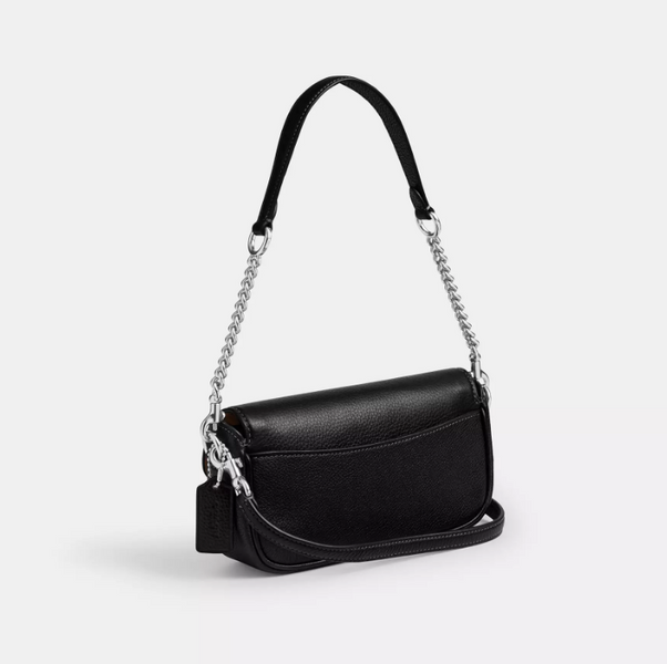 Женская кожаная сумка Coach Hailey Flap Bag pebbled leather черная CAN72-pebbled leather/Silver/Black фото
