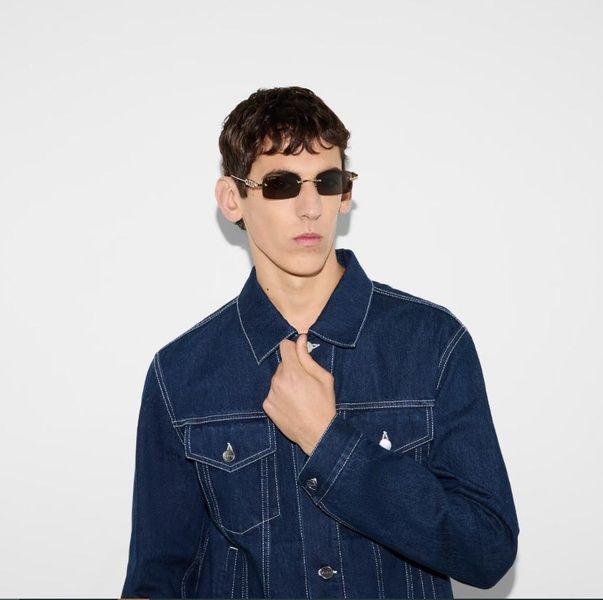 Солнцезащитные очки Gucci Rectangular frame sunglasses gold-toned 1151 фото