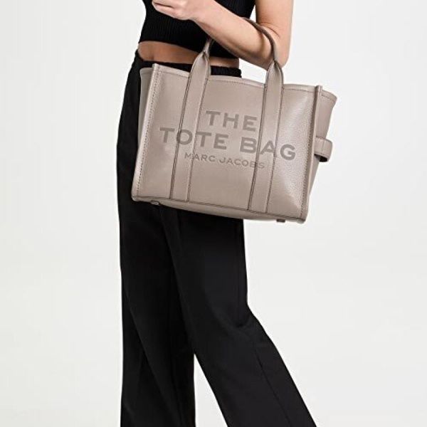 Кожаная сумка Marc Jacobs The Leather Medium Tote Bag Wolf Cement Black 1017 фото