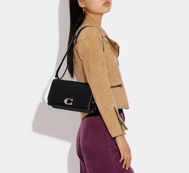 Сумка Coach Bandit Shoulder Bag чёрная 1058 фото